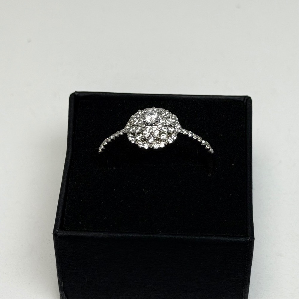 SIL 925 Sterling Silver Cubic Zirconia Cluster Halo Ring Size 10